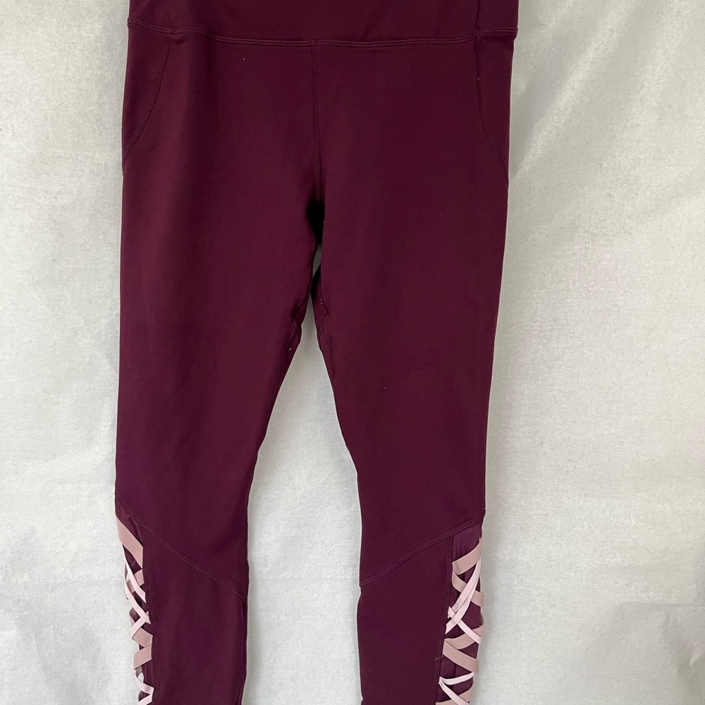 Fabletics Dynamic Power-hold Lattice 7/8 Leggings Burgandy Size Medium